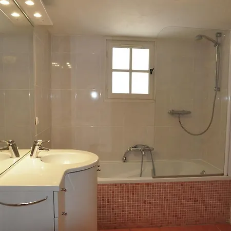Luxurious In Sainte-maxime With Private Pool Вилла *